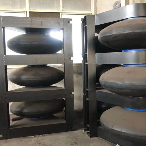 mais recente caso da empresa sobre On-site Performance of Upgraded Roller Fenders for High-frequency Berthing Operations