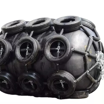 ISO17357 Yokohama Marine Fenders With Aircraft Tires para operações do STS