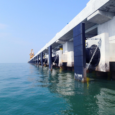 Os para-choques de borracha do cone PIANC2002 fixaram Marine Fender Systems For Berth