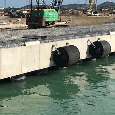 Amortecedores cilíndricos de borracha naturais do molhe do barco dos para-choques para embarcações