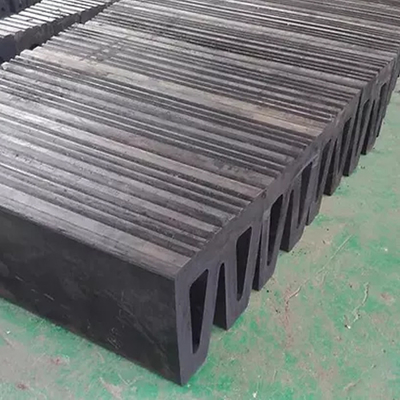 PIANC2002 certificou a resistência de rasgo do molde de Tug Boat Bumpers Natural Rubber