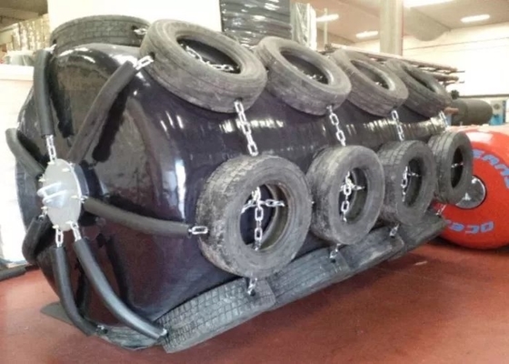 Pilha fechado do alto densidade para espumar proteção enchida de Marine Fenders Dock Suspension Ship