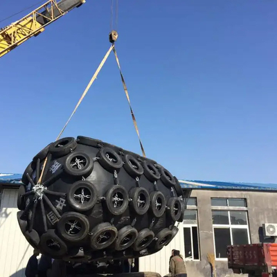 Para-choque de borracha pneumático de flutuação profissional Yokohama para que o navio entre
