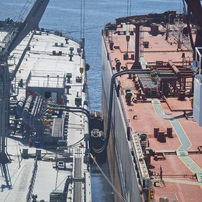 Cor de borracha 80kpa Marine Dock Bumpers do preto do para-choque da doca Iso17357 cilíndrica
