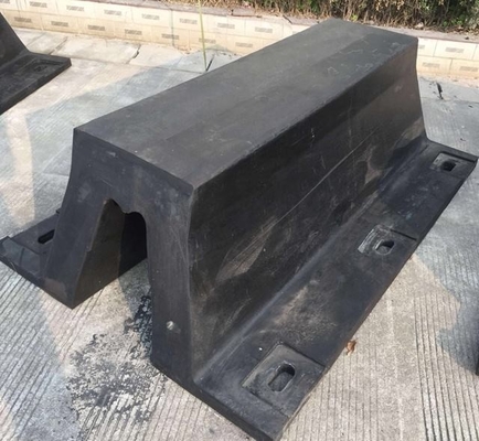 Cor preta de borracha natural dos bens de pouco peso do para-choque do arco para Marine Vessels