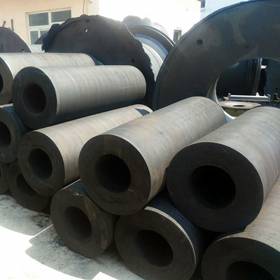 600 mm Resistência a impactos Fenders marinhos cilíndricos Dock Solid para operações de atracação