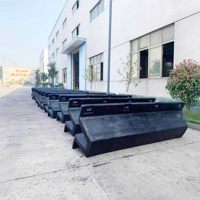 Fenders de carga pesada V / D 1000mm montados em docas para superyachts