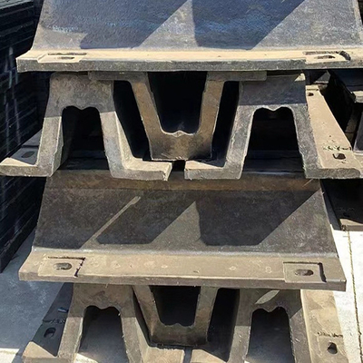 Fenders de doca de borracha extrudida Bumper em forma de V 8 Mpa Resistência à tração