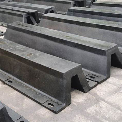 Fender de arco de borracha pneumático Fender de barco rebocador Modelo marinho Alta resistência a intempéries