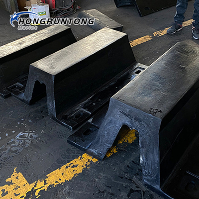 Fender de borracha de arco marinho resistente a intempéries V Fenders Fender de barco rebocador