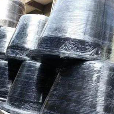 Fenders de borracha de cone preto personalizados para soluções de sistemas de atracação de navios