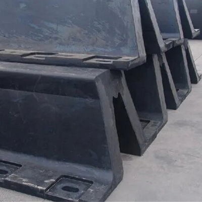 Fender de tipo V personalizado de acordo com a espessura necessária para proteção marítima