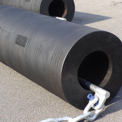 Fenders marinhos cilíndricos negros Fenders duráveis para alto impacto e baixa manutenção