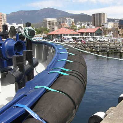 Absorção de choque de embarcações, rebocadores de barcos, pára-choques, para vários ambientes marinhos