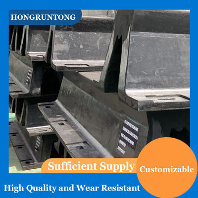 Fender de borracha marinha Anti-envelhecimento Alta carga suportando excelente estabilidade estrutural