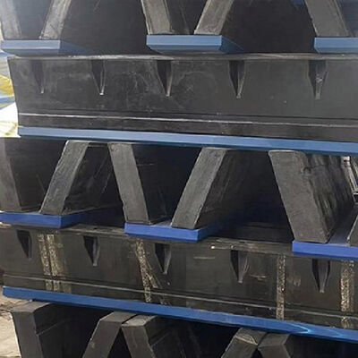 Guarda-lamas Marinho de Borracha Tipo V com Alta Resistência ao Impacto, Longa Vida Útil e Fácil Instalação